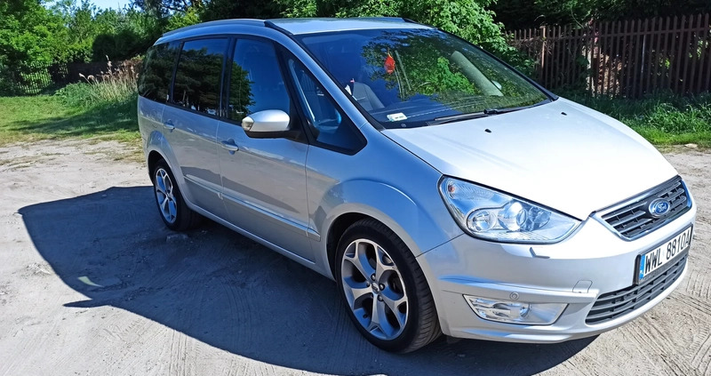 Ford Galaxy cena 35200 przebieg: 195000, rok produkcji 2011 z Ząbki małe 67